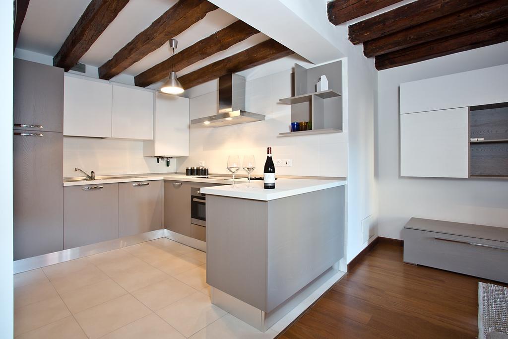 Good Wine Apartments Venetië Kamer foto