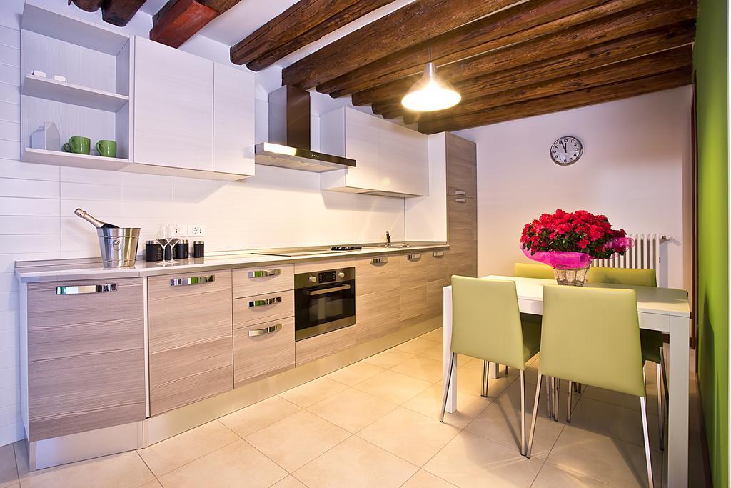 Good Wine Apartments Venetië Kamer foto